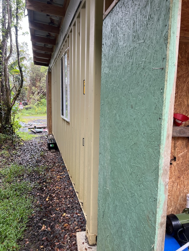 18-2040 Pomaikai St, Volcano, HI 96785 - view of side of property