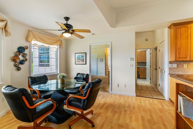 6201-B Kawaiihau Rd Unit B, Kapaa, HI 96746 - dining space with light wood finished floors and a ceiling fan