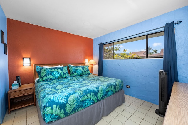 75-6082 Alii Dr Unit A207, Kailua-Kona, HI 96740 - tiled bedroom with access to outside and a textured wall