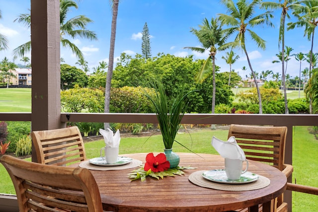 78-6800 Alii Dr Unit 7202, Kailua-Kona, HI 96740 - wooden deck with a lawn