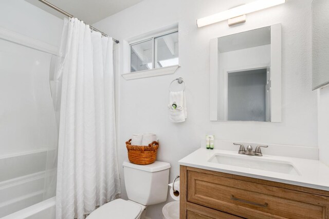 68-1760 Nawili Pl, Waikoloa, HI 96738 - full bathroom with vanity and shower / tub combo