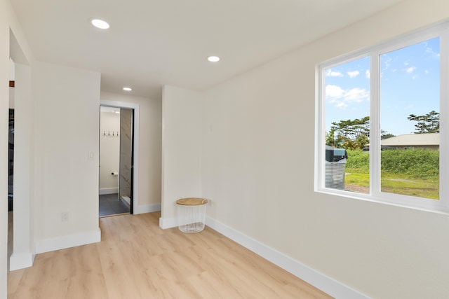 16-2078 Mauna Kea Dr, Pahoa, HI 96778 - unfurnished room featuring light wood-style floors and recessed lighting
