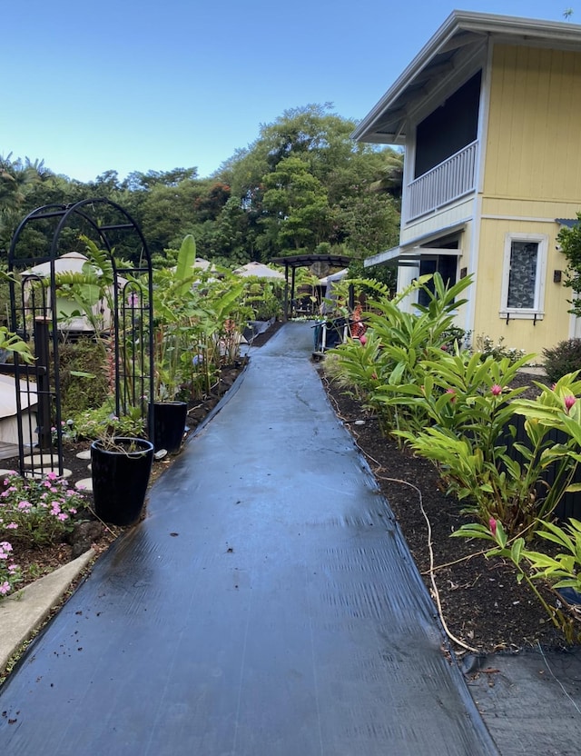 289 Wainaku St, Hilo, HI 96720