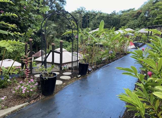 289 Wainaku St, Hilo, HI 96720