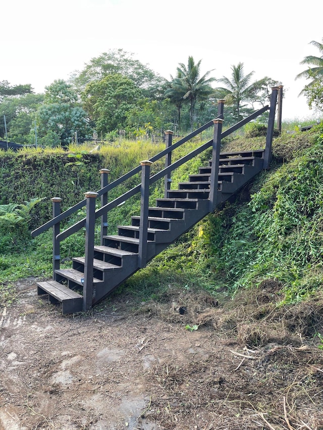 289 Wainaku St, Hilo, HI 96720