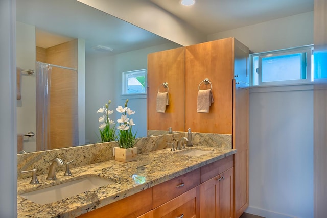 73-4369 Mau Loa Hema Pl, Kailua-Kona, HI 96740 - bathroom featuring double vanity and a shower with shower curtain