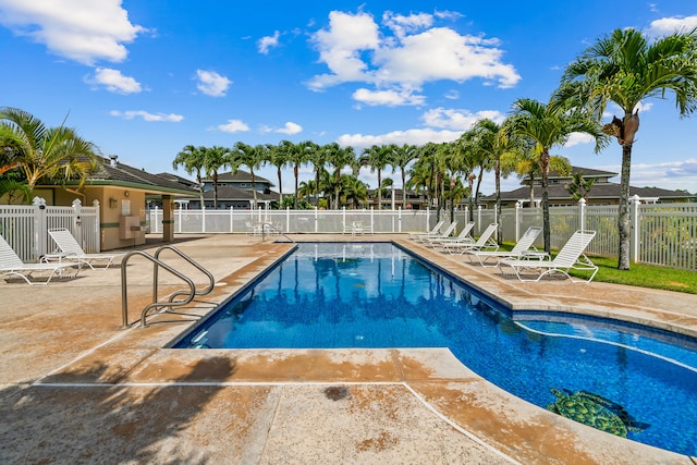 2110 Kaneka St Unit 46, Lihue, HI 96766 - community pool with a patio area