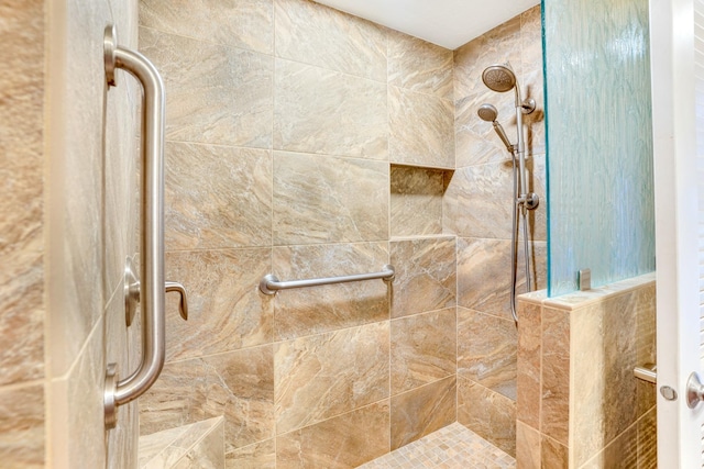 1901 Poipu Rd Unit 824, Koloa, HI 96756 - full bath with a tile shower