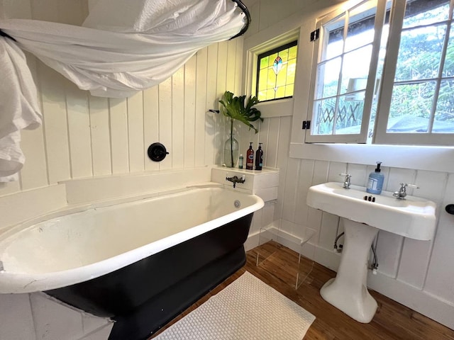 15-1884 9th Ave, Keaau, HI 96749 - full bath with a tub to relax in and wood finished floors