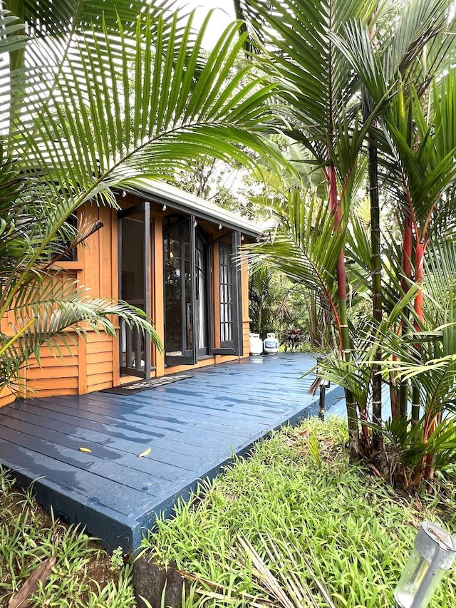 15-1884 9th Ave, Keaau, HI 96749 - deck with a sunroom