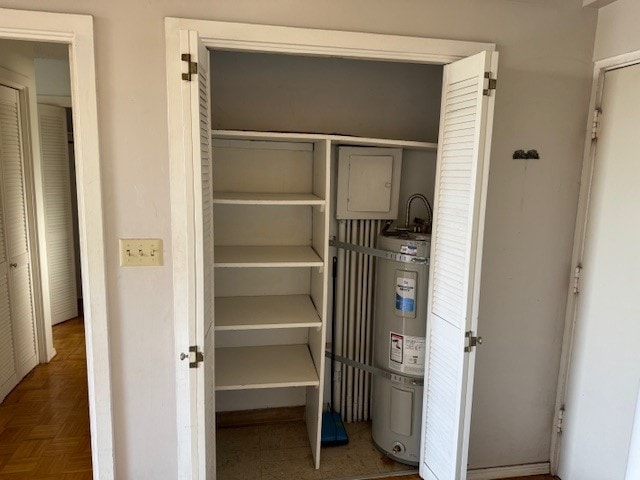 75-5766 Kuakini Hwy Unit 210, Kailua-Kona, HI 96740 - closet with strapped water heater