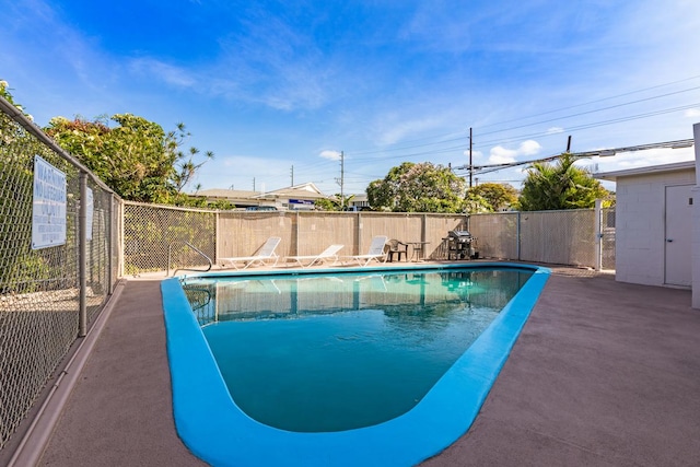 75-5766 Kuakini Hwy Unit 210, Kailua-Kona, HI 96740 - view of swimming pool featuring a patio area