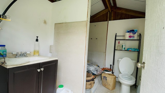 11-3170 Anuhea St, Volcano, HI 96785 - bathroom featuring lofted ceiling and vanity