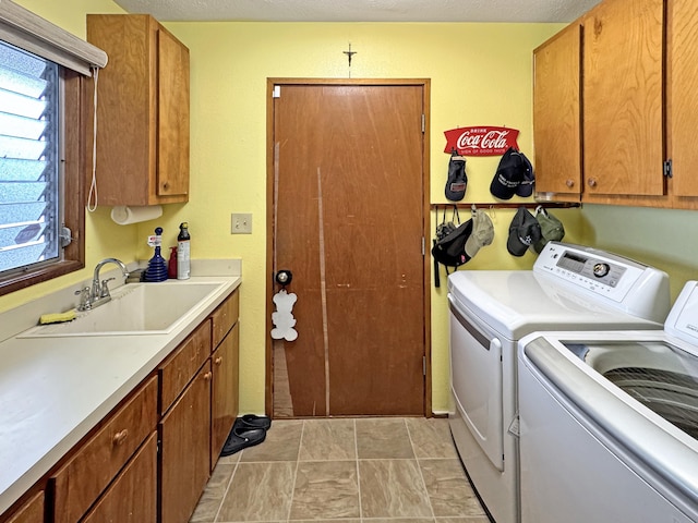 979-A Kumukoa St, Hilo, HI 96720 - laundry area featuring cabinet space and washing machine and clothes dryer