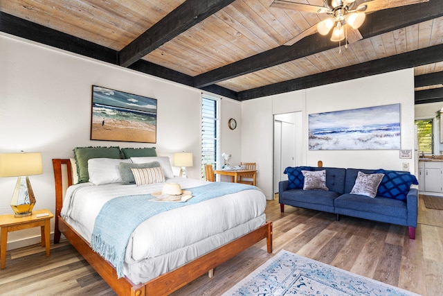 76-6259 Alii Dr Unit 332, Kailua-Kona, HI 96740 - bedroom featuring a wooden ceiling with exposed beams, wood finished floors, and a closet