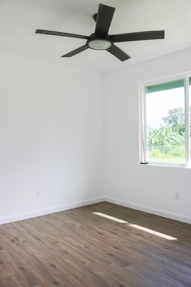 15-1393 29th Ave, Keaau, HI 96749 - spare room featuring wood finished floors and ceiling fan
