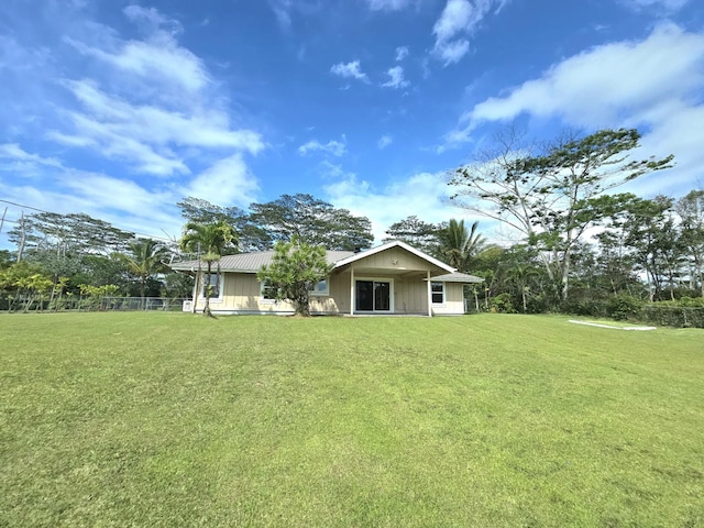 15-1581 Railroad Ave, Keaau, HI 96749 - view of front facade with a metal roof