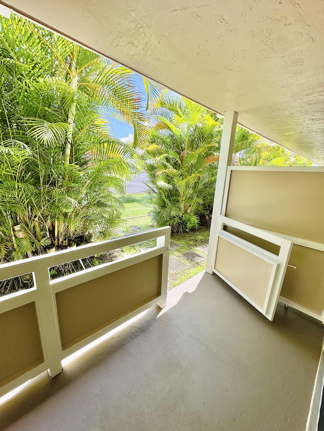 525 Aleka Lp Unit A2, Kapaa, HI 96746 - view of patio / terrace