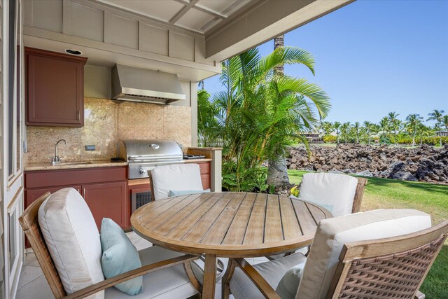 68-1122 Na Ala Hele Rd Unit E4, Kamuela, HI 96743 - view of patio featuring an outdoor kitchen and outdoor dining area