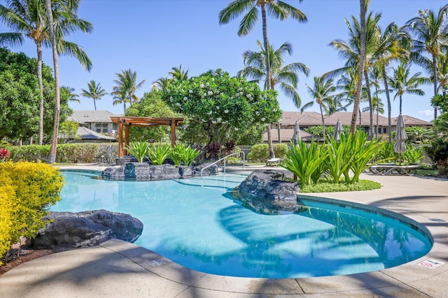 68-1122 Na Ala Hele Rd Unit E4, Kamuela, HI 96743 - community pool featuring a pergola