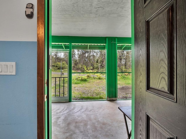 11-3057 Anuhea St, Volcano, HI 96785 - doorway featuring concrete flooring