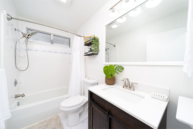 17-436 Ipuaiwaha St, Keaau, HI 96749 - bathroom with shower / bath combo and vanity