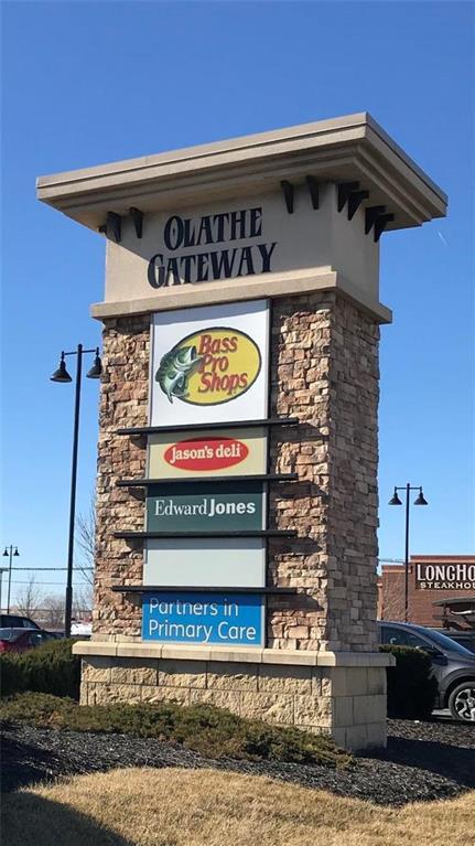 W 119th St, Olathe, KS 66061 - photo 2