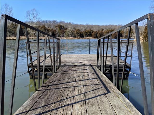 Listing photo 4 for LT3394UNITG2 Miguel Dr, Edwards MO 65326