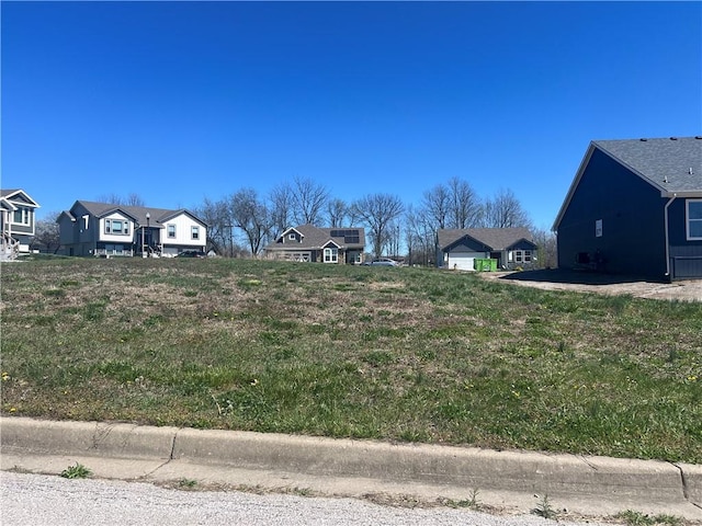 Listing photo 2 for 360 Rockbridge Pkwy, Excelsior Springs MO 64024