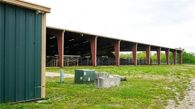 view of nearby features featuring a lawn