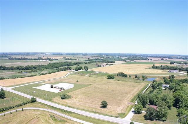13 Highway, Higginsville, MO 64037