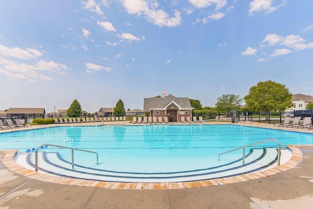 9905 N Cypress Ave, Kansas City, MO 64156