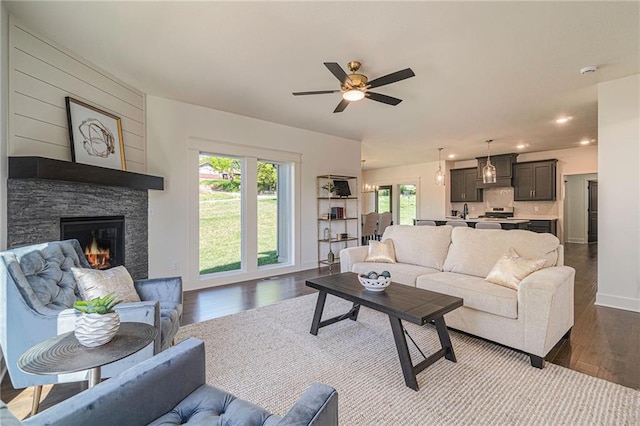 7044 Glenn Ln, Parkville, MO 64152 - photo 5