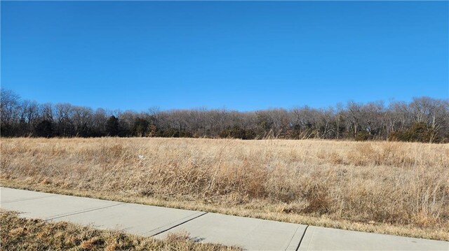 6000 Hedge Lane Ter, Shawnee, KS 66226
