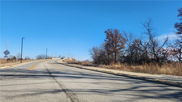 6000 Hedge Lane Ter, Shawnee, KS 66226