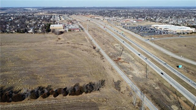 6000 Hedge Lane Ter, Shawnee, KS 66226