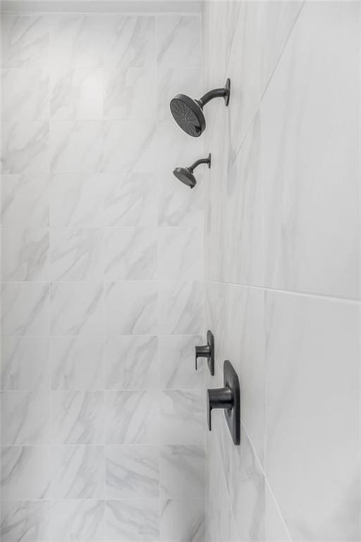 23217 W 124th Pl, Olathe, KS 66061 - bathroom view of tiled shower