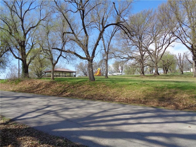 Listing photo 3 for 101 Clark St, Richmond MO 64085