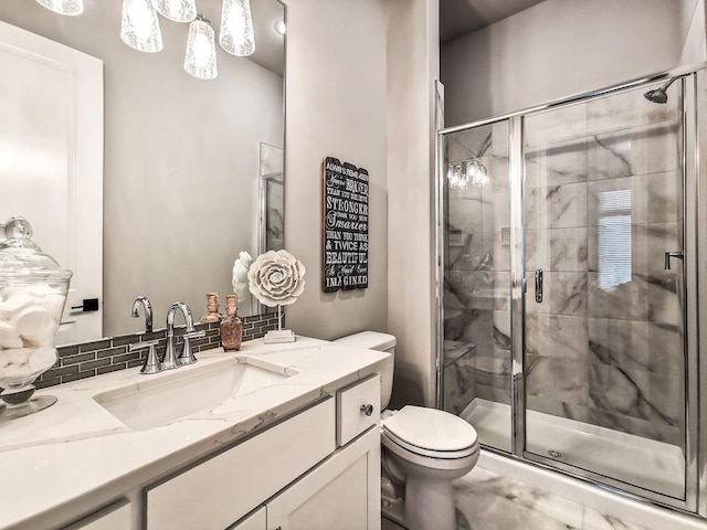 2908 NE 102nd St, Kansas City, MO 64155 - bathroom with toilet, tasteful backsplash, vanity, and an enclosed shower