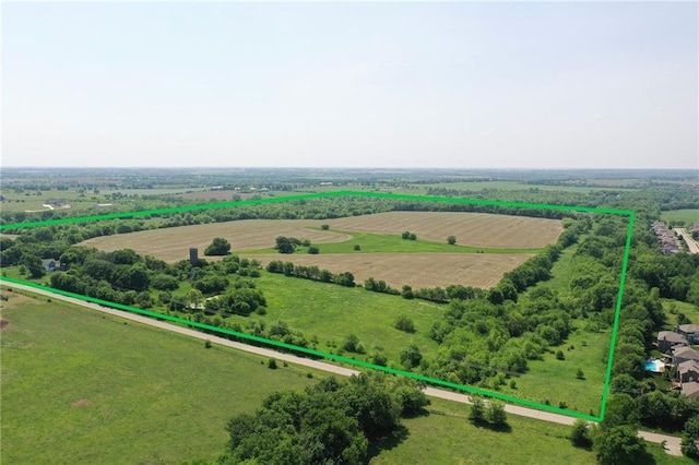 18721 W 207th St, Spring Hill, KS 66083