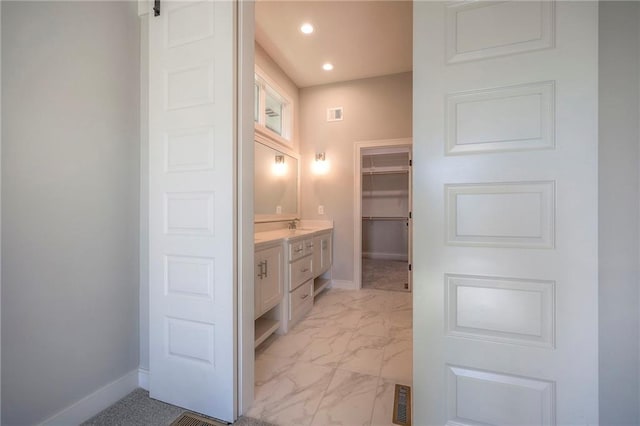 bathroom with vanity