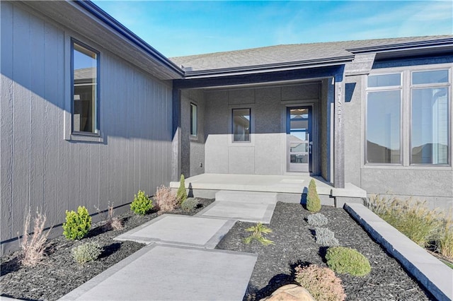 entrance to property with covered porch