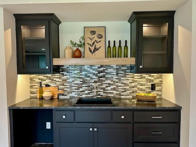 17321 Gillette St, Overland Park, KS 66221 - bar featuring a sink and backsplash