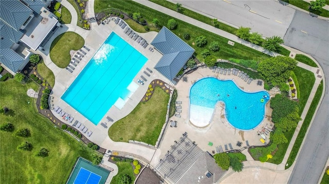 17321 Gillette St, Overland Park, KS 66221 - aerial view of a pool