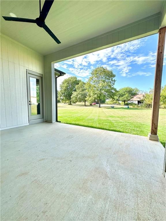 view of patio with ceiling fan