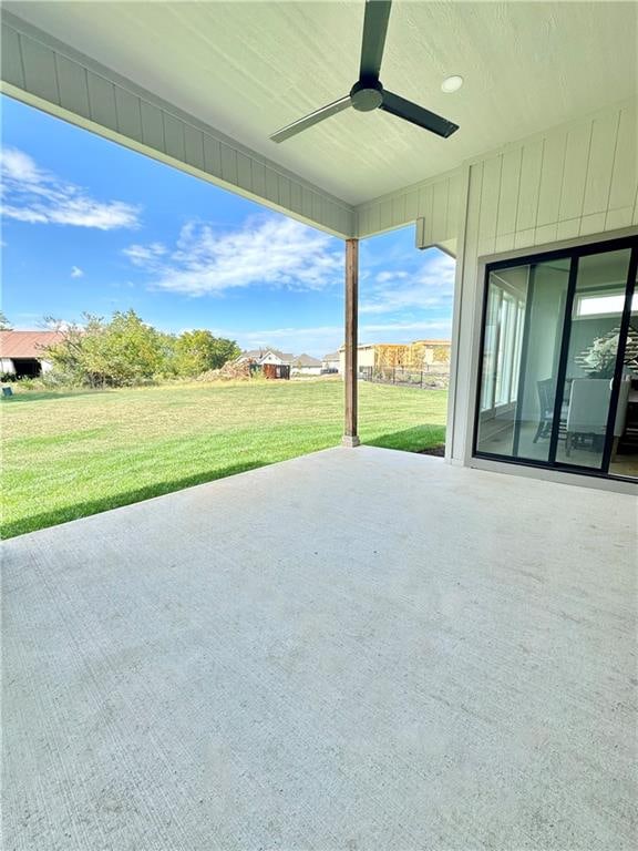 view of patio with ceiling fan