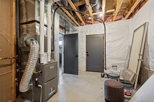 11522 S Zarda Dr, Olathe, KS 66061 - view of unfinished below grade area
