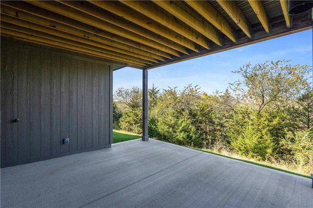 11522 S Zarda Dr, Olathe, KS 66061 - view of patio