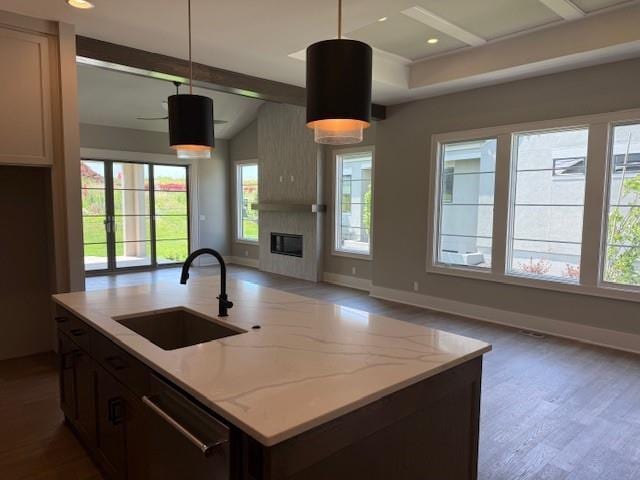 13706 Pembroke Ln, Leawood, KS 66224 - photo 8