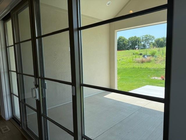 13706 Pembroke Ln, Leawood, KS 66224 - photo 17